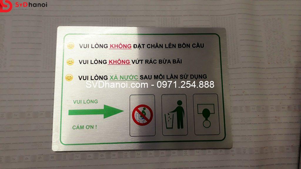 biển báo giữ vệ sinh chung trong WC